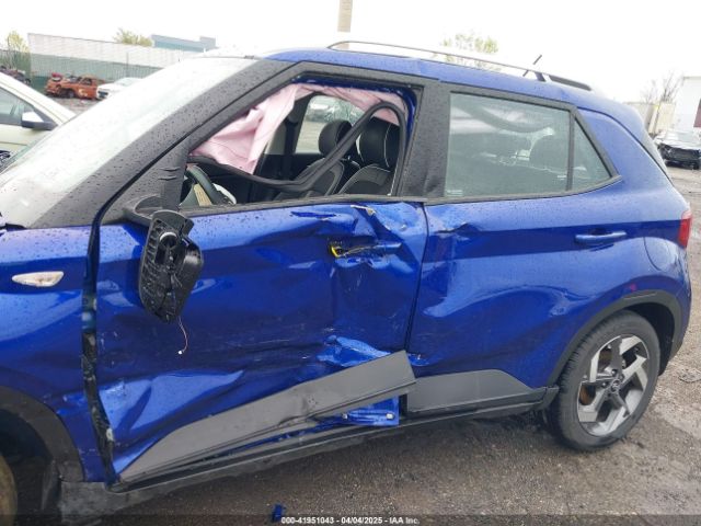 KMHRC8A37PU262652 Hyundai Venue Limited