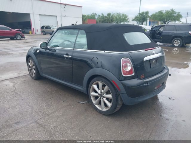 2013 MINI CONVERTIBLE WMWZN3C54DT568819 Photo 2