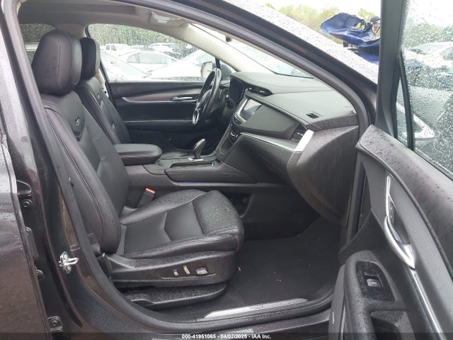 2019 CADILLAC XT5 1GYKNDRS6KZ113420 Photo 4