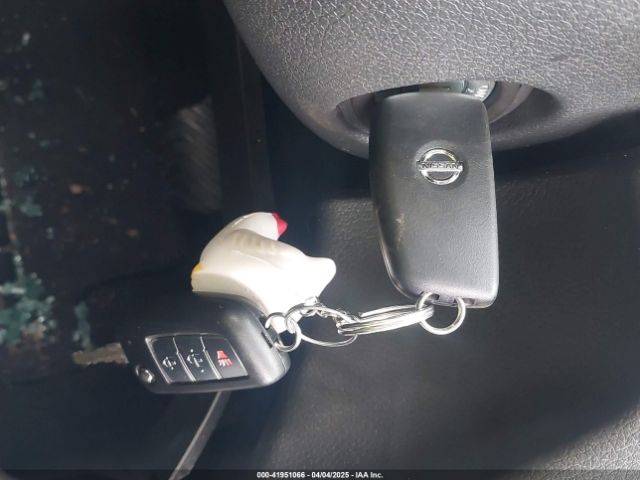 5N1AT2MV4LC716993 Nissan Rogue S Intelligent Awd