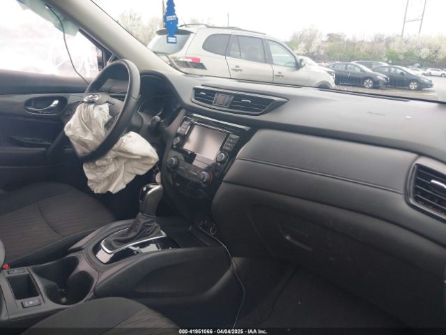 5N1AT2MV4LC716993 Nissan Rogue S Intelligent Awd