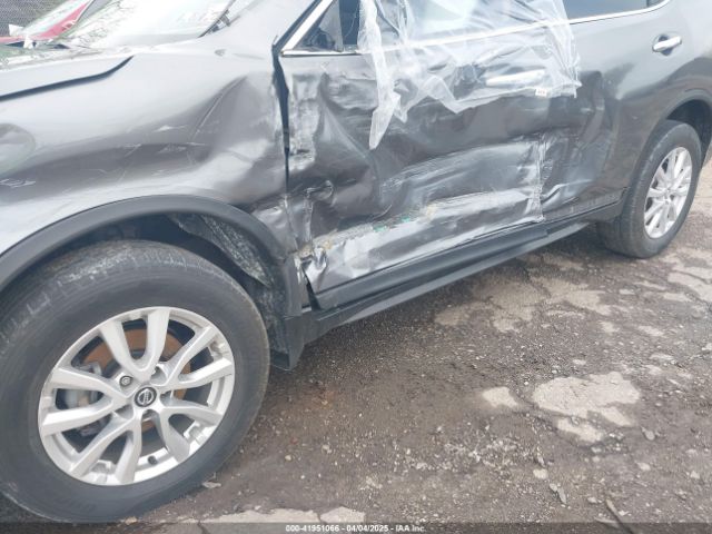5N1AT2MV4LC716993 Nissan Rogue S Intelligent Awd