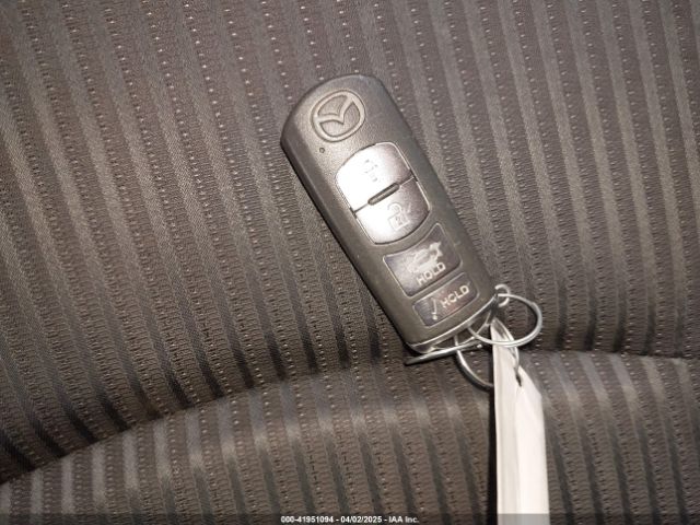 JM1BM1U76G1306098 Mazda Mazda3 I Sport