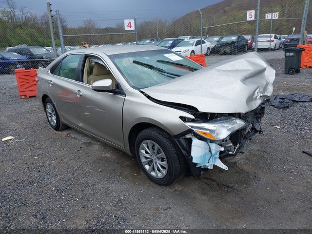 Toyota CAMRY LE 2016 4T1BF1FK3GU163567 Image 1