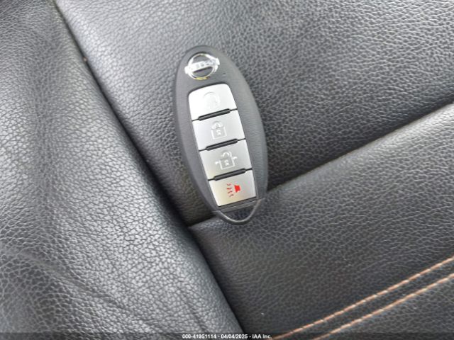 3N1CP5CU0KL499802 Nissan KICKS SR