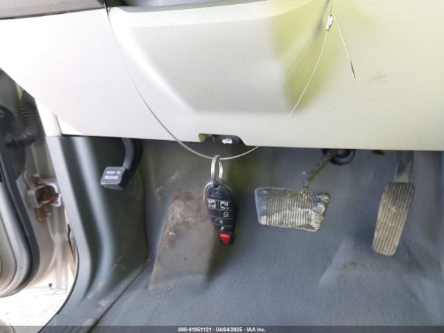 2010 CHRYSLER TOWN & COUNTRY 2A4RR5D19AR450132 Photo 10