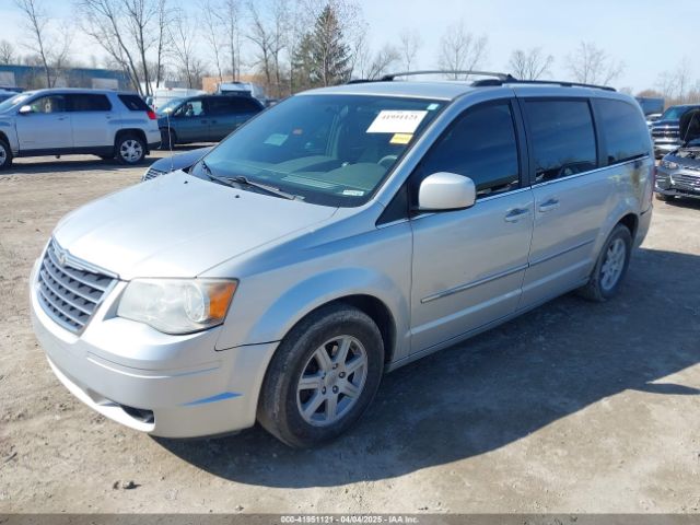 2010 CHRYSLER TOWN & COUNTRY 2A4RR5D19AR450132 Photo 1