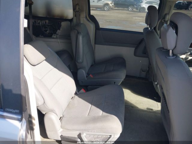 2010 CHRYSLER TOWN & COUNTRY 2A4RR5D19AR450132 Photo 7