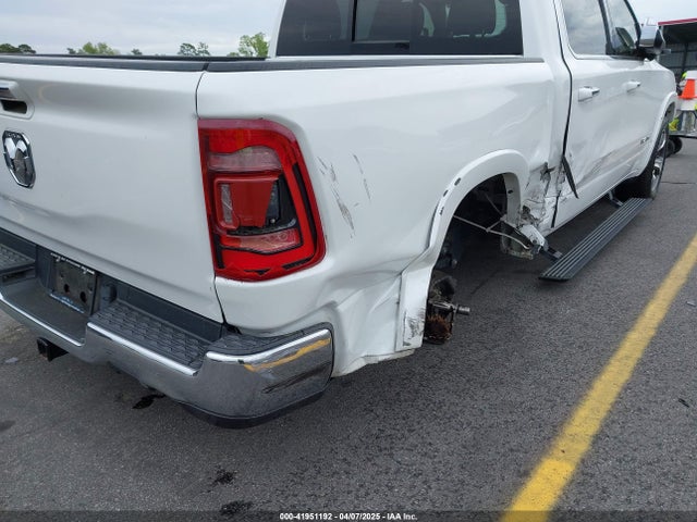 1C6RREJT1MN709653 RAM 1500 Laramie  4x2 5'7 Box