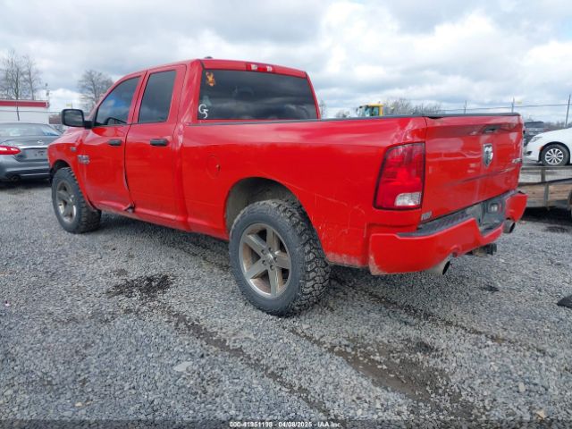 1C6RR7FTXJS103625 RAM 1500 Express  4x4 6'4 Box