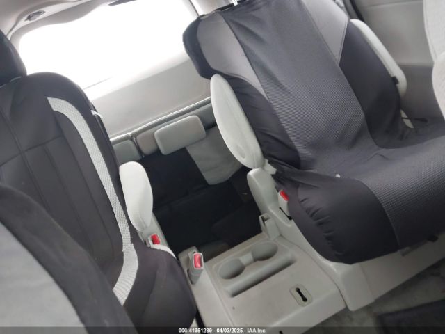 5TDKK3DC8ES461377 Toyota Sienna Le V6 8 Passenger