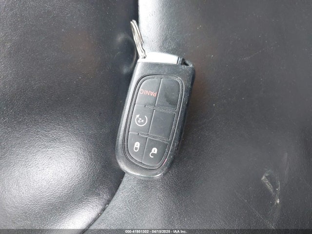 1C4PJMDS3FW706058 Jeep Cherokee Limited
