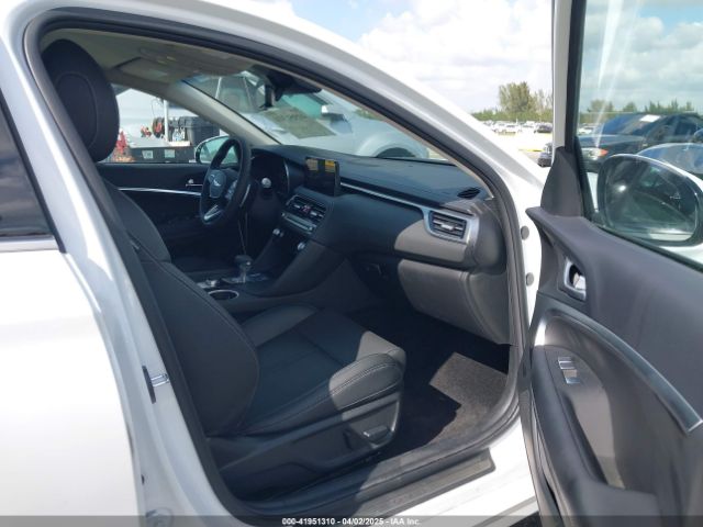 KMTG34SC1SU156324 Genesis G70 2.5t Rwd