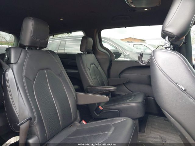 2C4RC1BG7JR174430 Chrysler Pacifica Touring L