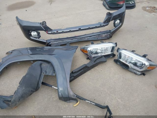 5TFAZ5CN4HX047095 Toyota Tacoma Sr5 V6