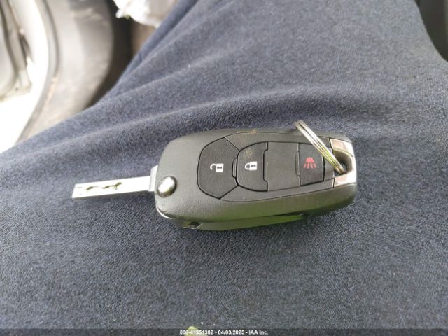 KL7CJKSB3MB334180 Chevrolet Trax Fwd Ls