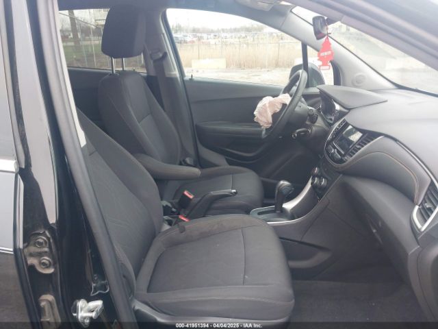 3GNCJLSB2KL370308 Chevrolet Trax Lt