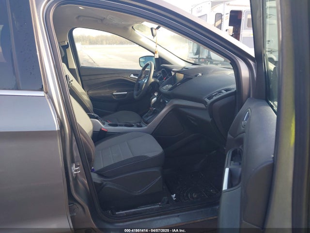 1FMCU9GX9EUC03666 Ford ESCAPE SE