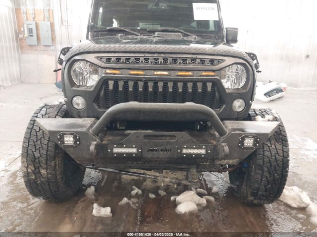 1C4BJWEGXFL536377 Jeep Wrangler Unlimited Sahara