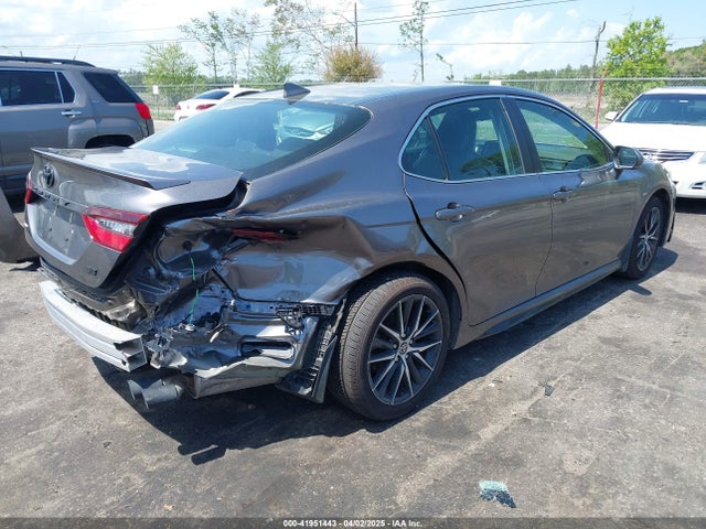 4T1G11AK1NU036521 Toyota CAMRY SE