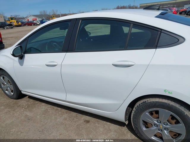 1G1BC5SM7H7157341 Chevrolet Cruze Ls Auto