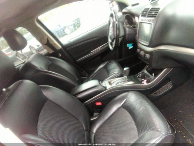 3C4PDDGG2JT278657 Dodge Journey Crossroad Awd