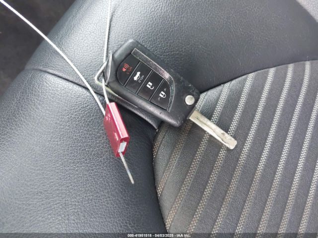 4T1B11HKXKU206693 Toyota CAMRY SE