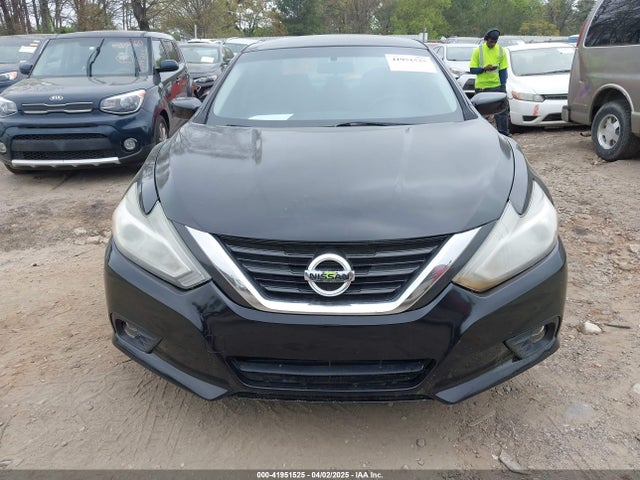 1N4AL3AP5HN358305 Nissan Altima 2.5 Sr