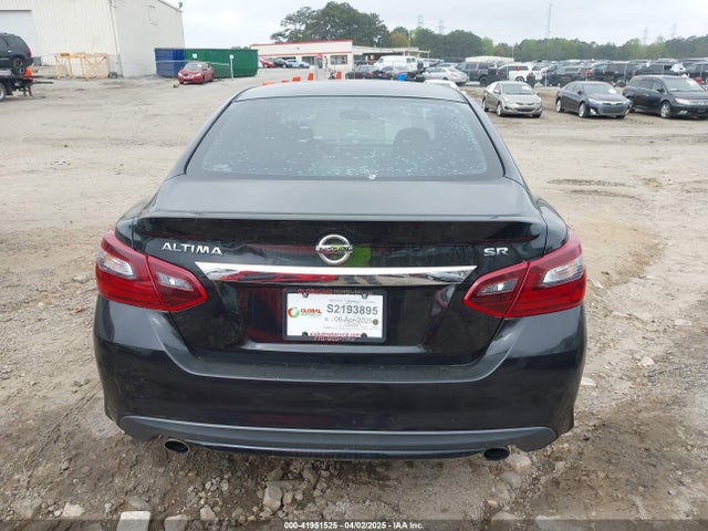 1N4AL3AP5HN358305 Nissan Altima 2.5 Sr