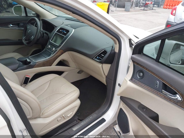 2LMTJ6LR3GBL37889 Lincoln Mkx Reserve