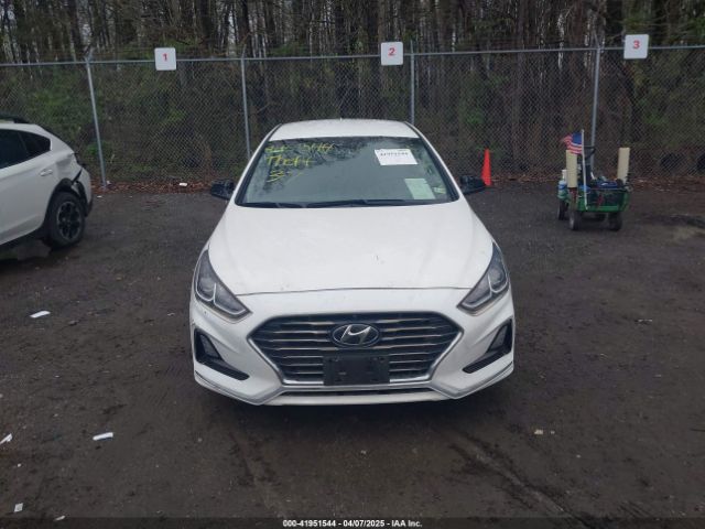 5NPE24AF2KH788733 Hyundai SONATA SE