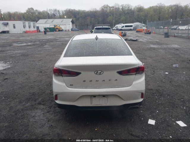 5NPE24AF2KH788733 Hyundai SONATA SE