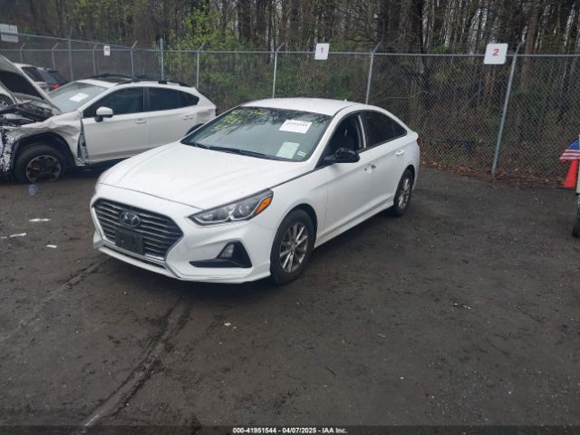 5NPE24AF2KH788733 Hyundai SONATA SE
