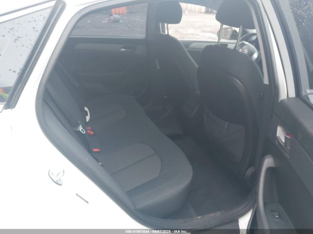 5NPE24AF2KH788733 Hyundai SONATA SE