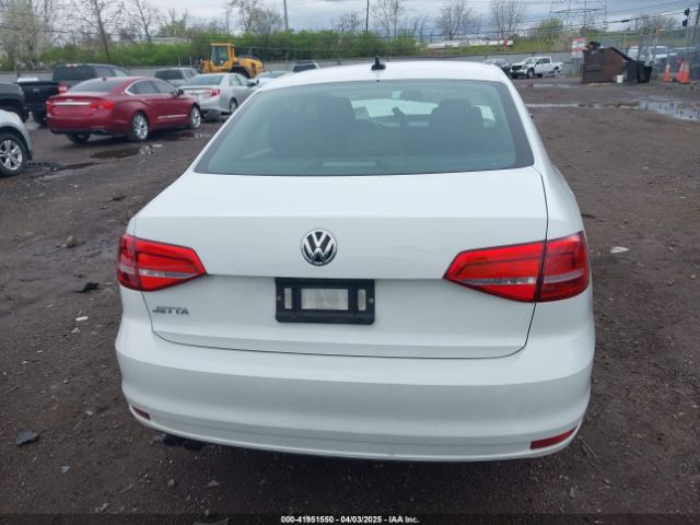 3VW2K7AJ5FM313969 Volkswagen Jetta 2.0l S