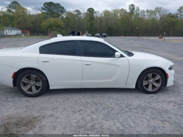 2C3CDXHGXHH524859 Dodge Charger Sxt Rwd