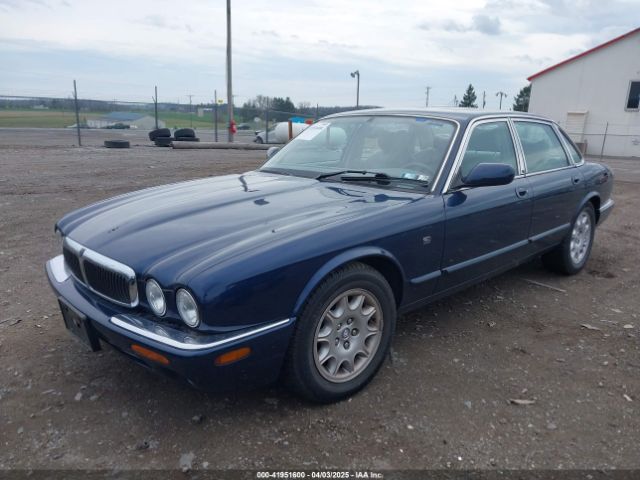 1998 JAGUAR XJ8 SAJHX124XWC844575 Photo 1