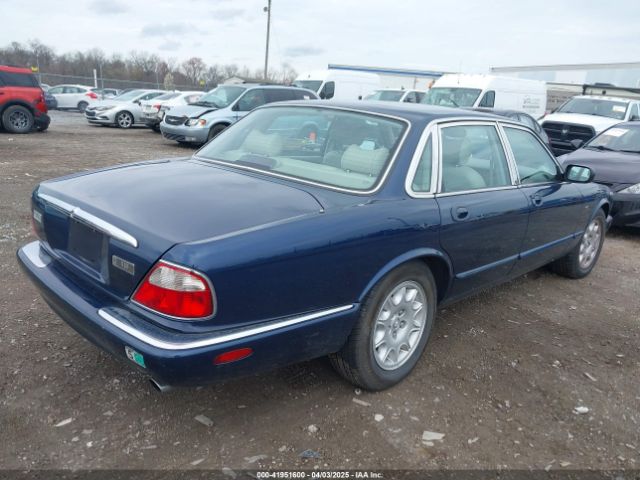 1998 JAGUAR XJ8 SAJHX124XWC844575 Photo 3