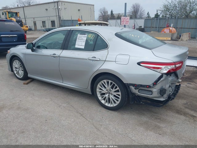 4T1B11HK1JU048369 Toyota CAMRY XLE