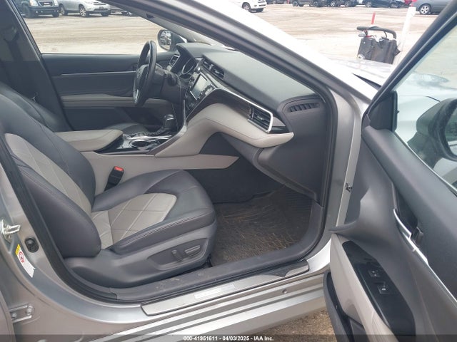 4T1B11HK1JU048369 Toyota CAMRY XLE