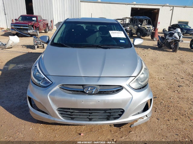 KMHCT5AE6HU304641 Hyundai ACCENT SE