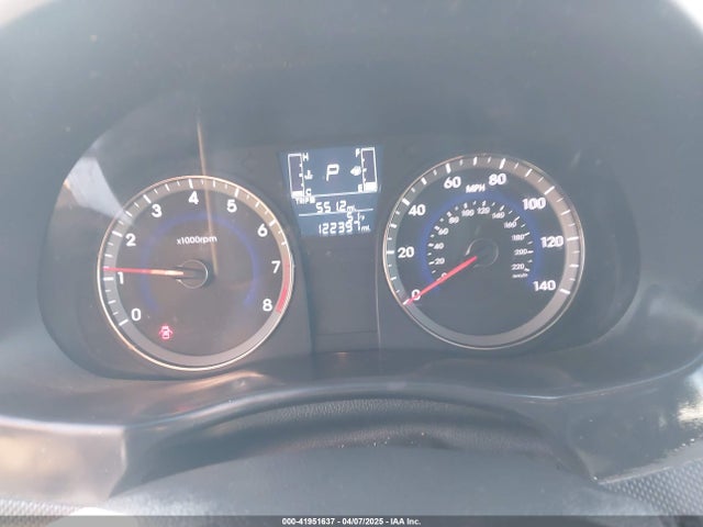 KMHCT5AE6HU304641 Hyundai ACCENT SE