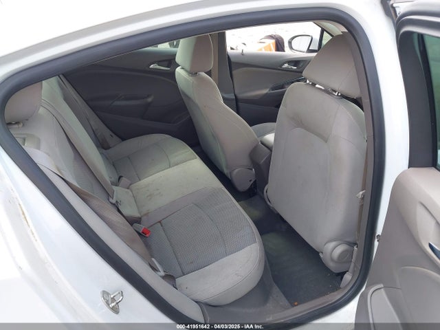 1G1BC5SM2J7167409 Chevrolet Cruze Ls Auto