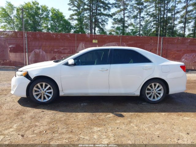 4T1BF1FK0EU382371 Toyota CAMRY XLE