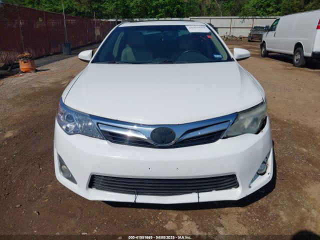 4T1BF1FK0EU382371 Toyota CAMRY XLE