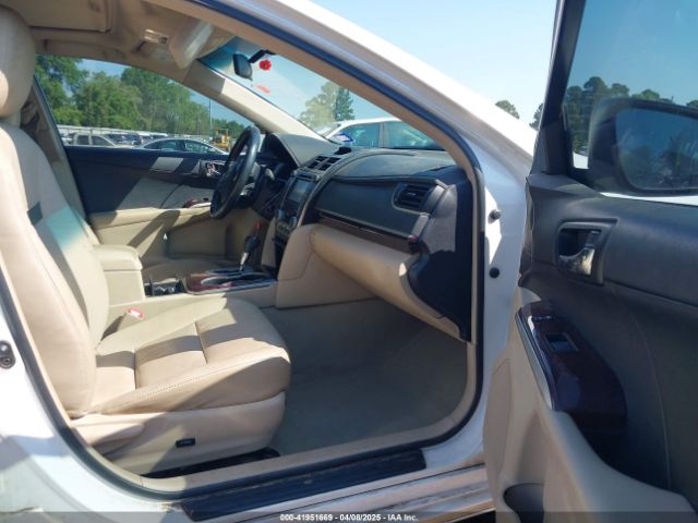 4T1BF1FK0EU382371 Toyota CAMRY XLE