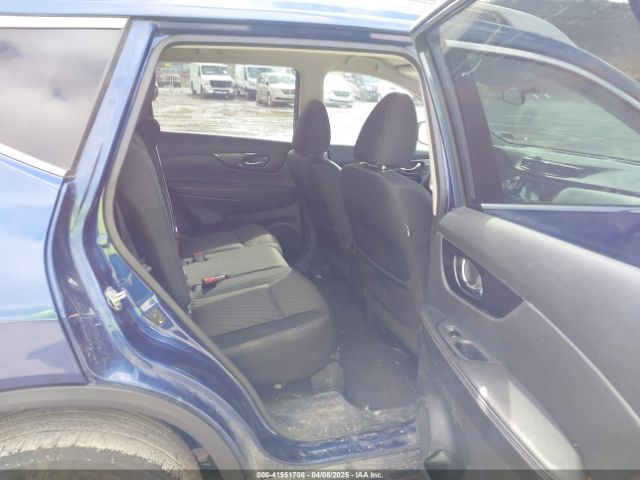 5N1AT2MM7HC833255 Nissan ROGUE SV