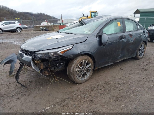 3KPF24AD9PE691284 KIA Forte Lxs