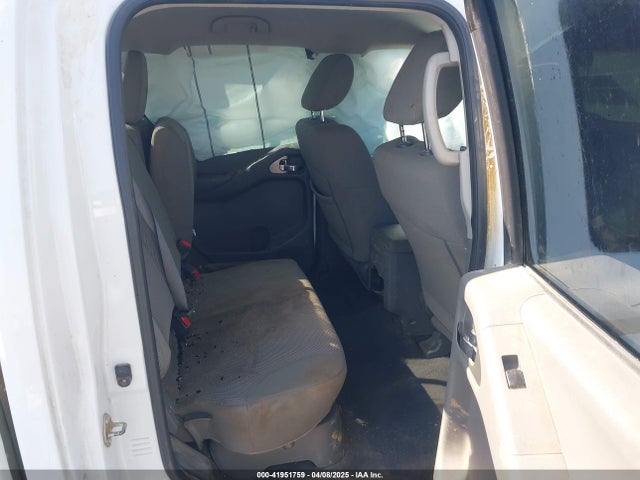 1N6AD0EV7JN765169 Nissan Frontier Sv