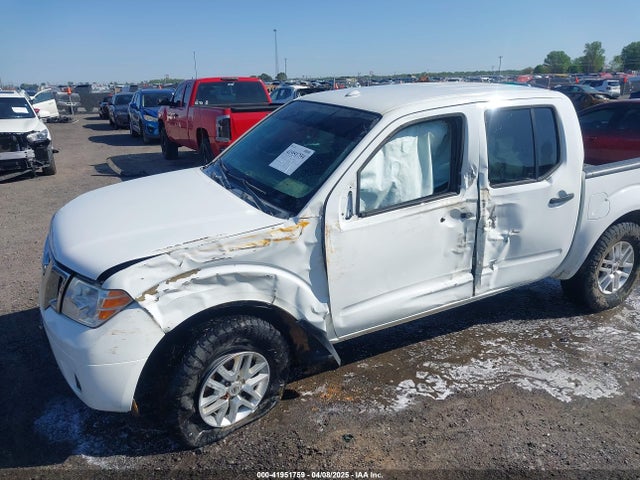 1N6AD0EV7JN765169 Nissan Frontier Sv